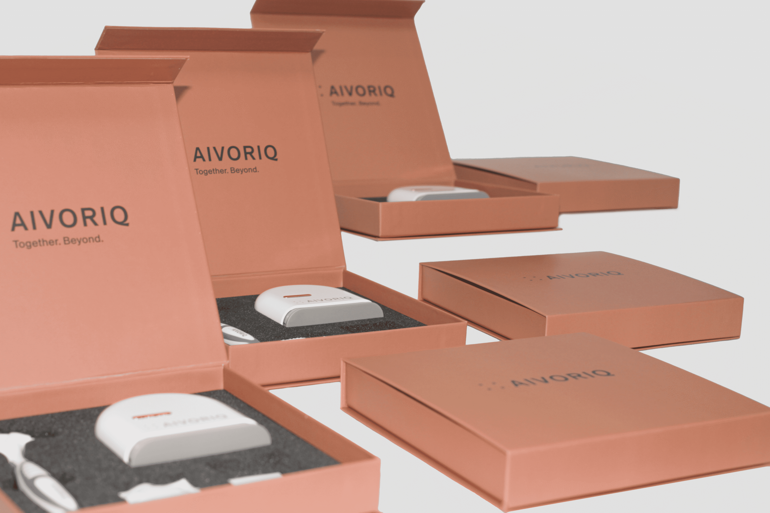 Packaging premium AIVORIQ — Presentación exclusiva